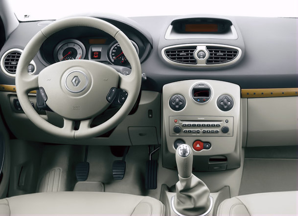 Renault Clio Estate 3 1.5 Dci Dynamique Occasion AUBIERE (Puy-de-Dome) -  n°5139668 - CEN AUTO