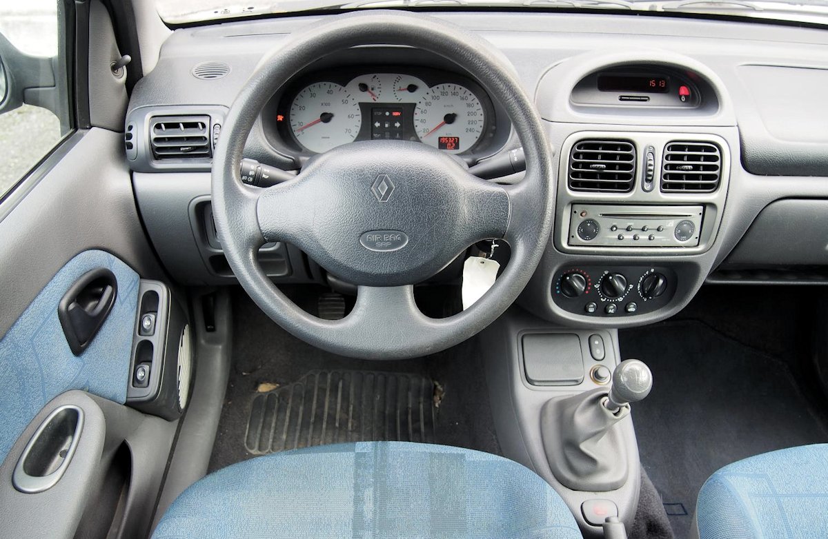 Tableau De Bord Clio 2 Comprendre Les Voyants De Votre Renault Clio 2 