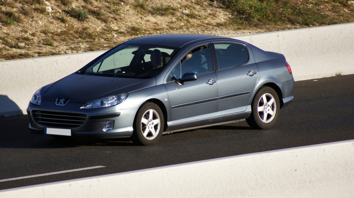 La fiche Occasion Peugeot 407 : Réussie malgré des lacune