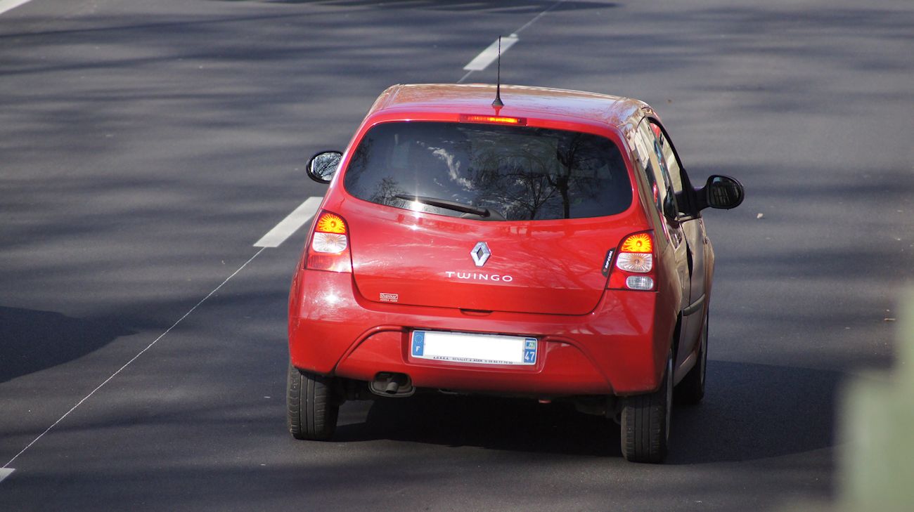 L'essai grand angle de la Renault Twingo 2 (2007-2014) ainsi que ...