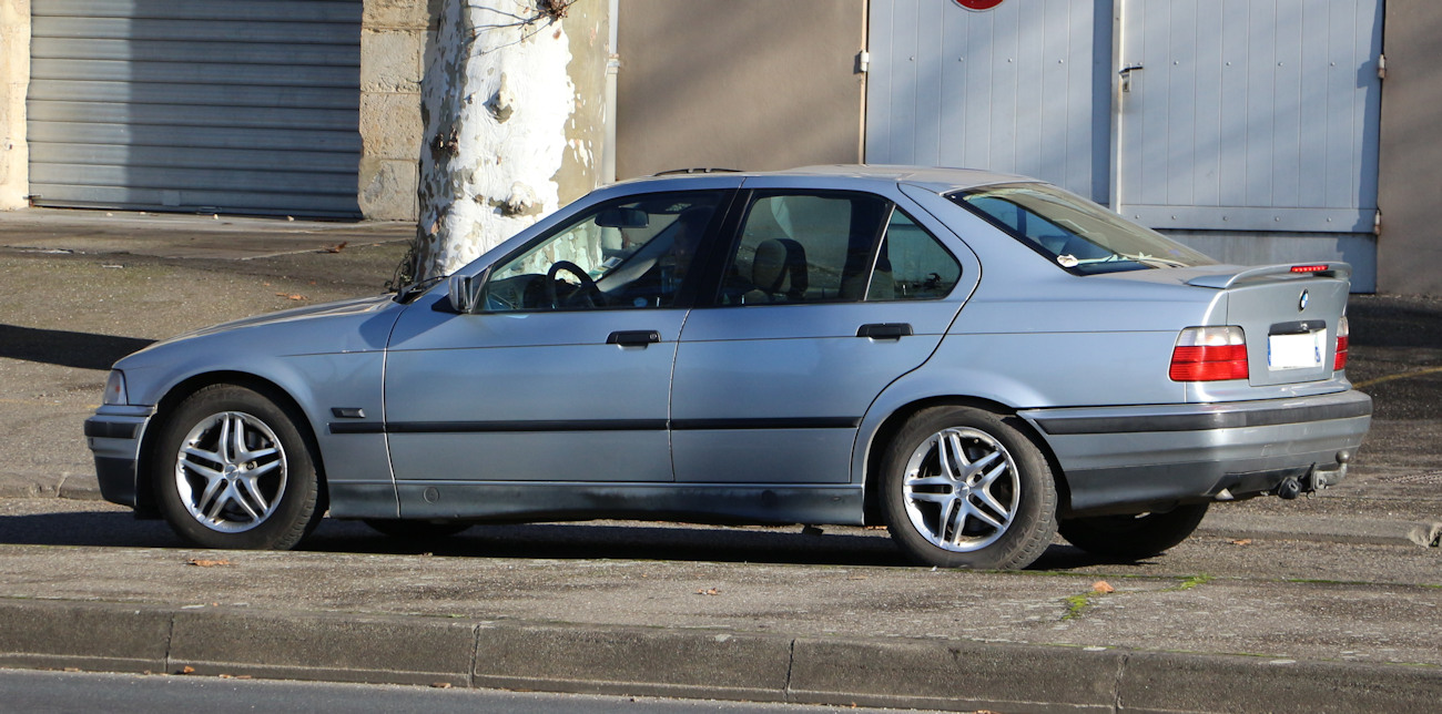 BMW 325 TDS Serie 3