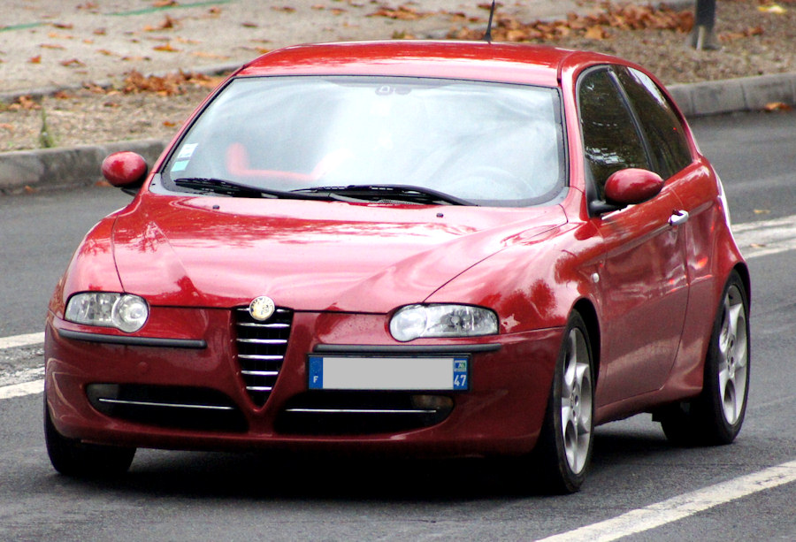 Essai détaillé l' Alfa Romeo 147 2000-2005. Sans oublier les 206 ...