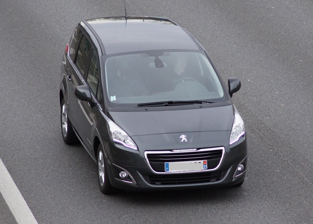 Peugeot 5008 1.6 HDI112 FAP CONFORT PACK 5PL Occasion VOREPPE (Isere) -  n°5161188 - HELP CAR