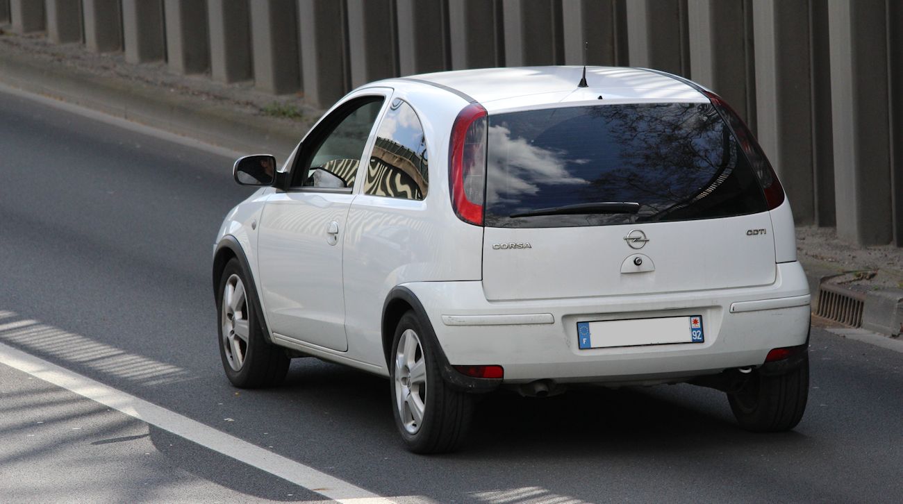 Opel Corsa 3 1.2 75 ch : L'essai et les 30 avis.