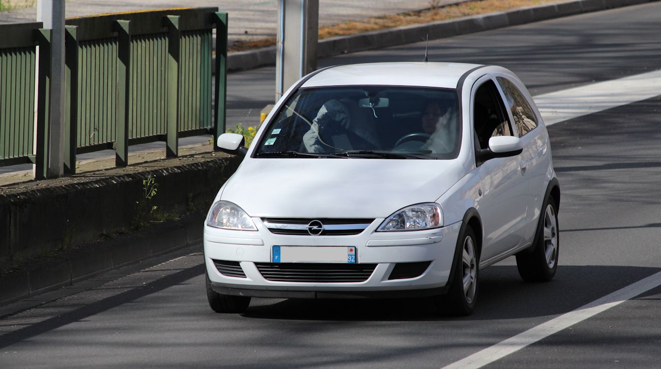 Avis Opel Corsa 3 1.2 75 ch 210000 km, finition Comfort, essence